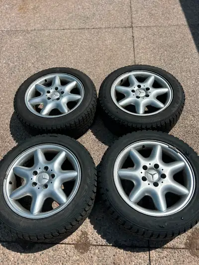 Selling my tires. Great condition 205/55 R16 Text me if you want them 416 274 3231