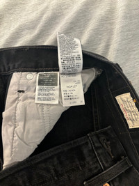 Closet Cleanout: Levi’s Ribcage Straight Ankle Jeans 