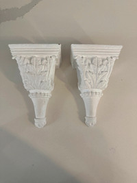 2 Decorative Wall Sconces Corbel Drapery Décor