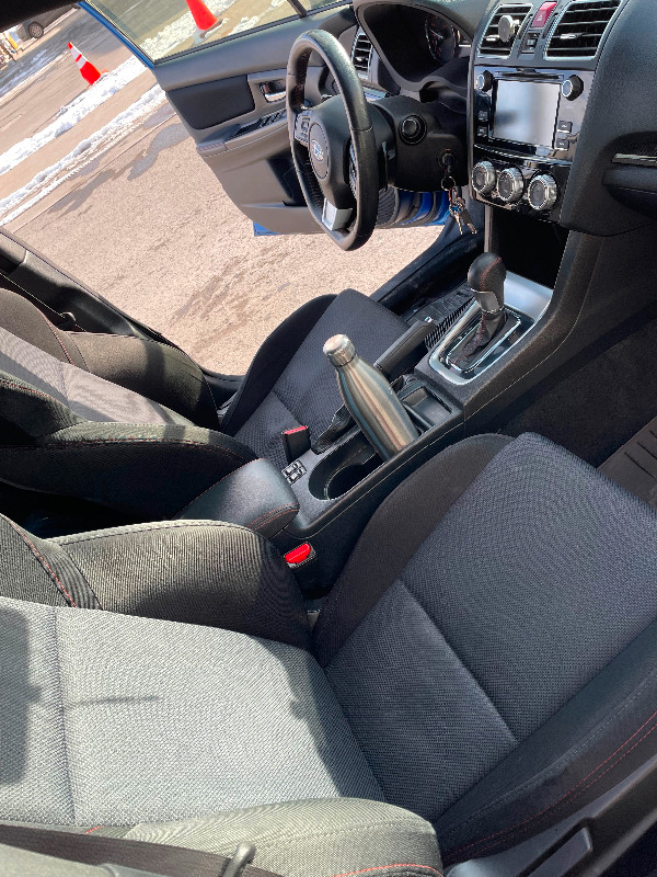 Subaru Impreza WRX 2017 automatique dans Autos et camions  à Laval/Rive Nord - Image 3