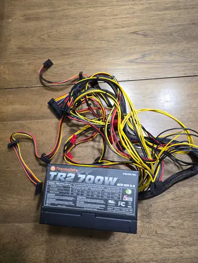 Power supply ATX 700W, View more