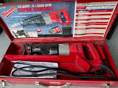 Milwaukee superSAWZALL corded, View more
