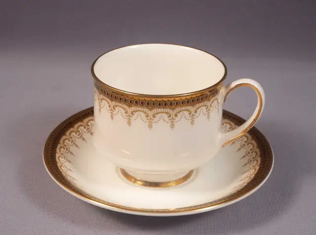 Paragon ATHENA Gold DINNER SET65070972632962125