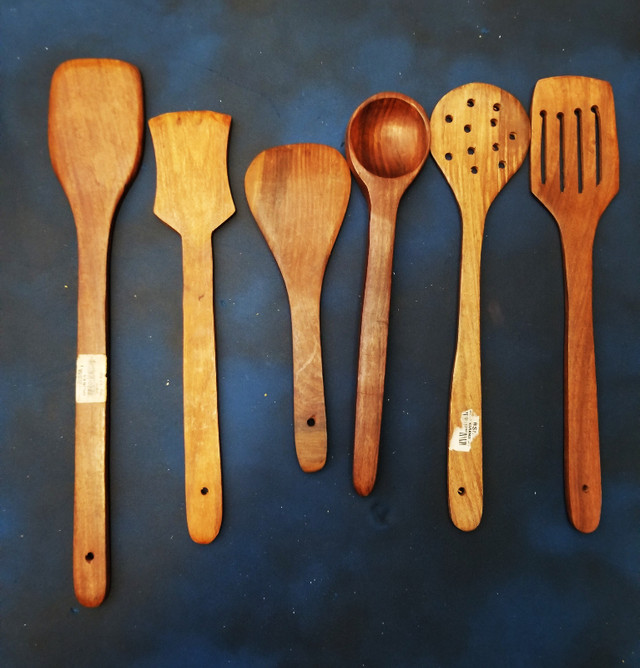 WOODEN SPATULAS in Other in Mississauga / Peel Region