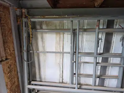 Scafolding for sale with cross connecting rods , View more