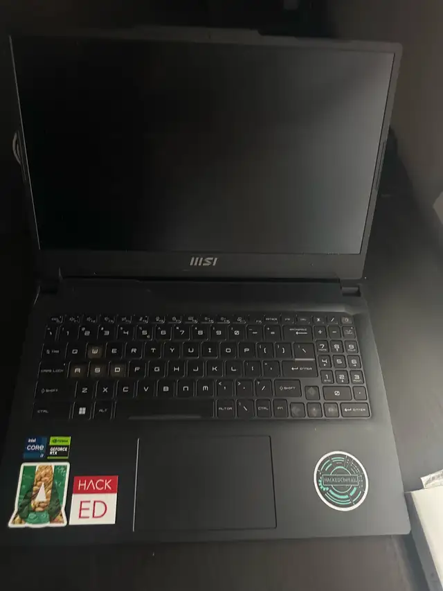 Cyborg A15V in Laptops in Edmonton - Image 4