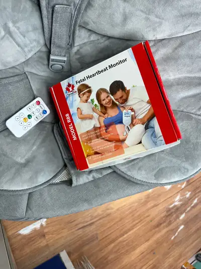 Check on your little one from the comfort of home with this Torontek R68 fetal heart rate monitor. I...
