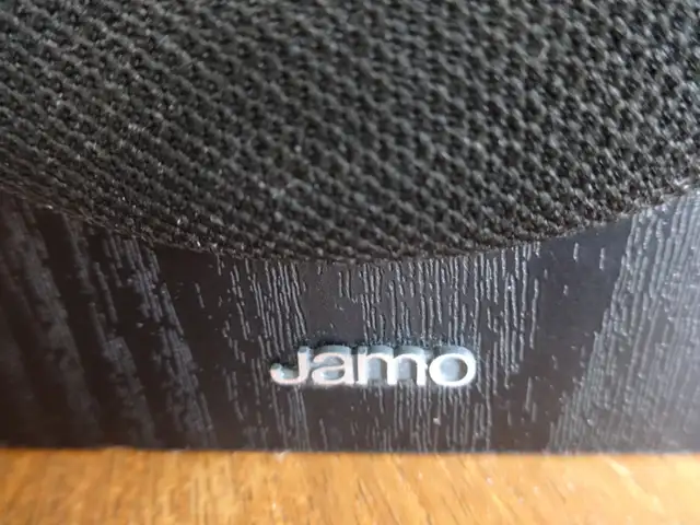 Jamo S420SUR/2way/100W surround speakers for sale in Speakers in Markham / York Region - Image 6