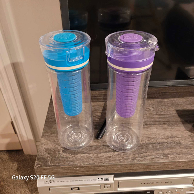 2 diffuser bottles  in Free Stuff in Oshawa / Durham Region