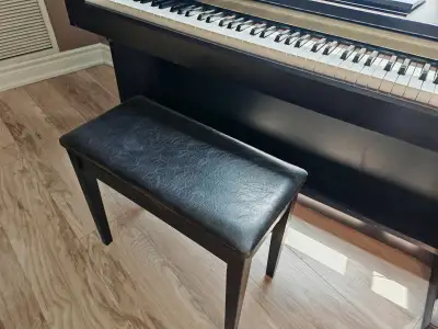 Yamaha piano + bench, View more