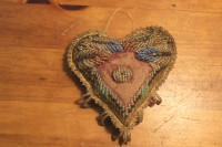 Old Niagara Falls Bead Work (Iroquois) Heart