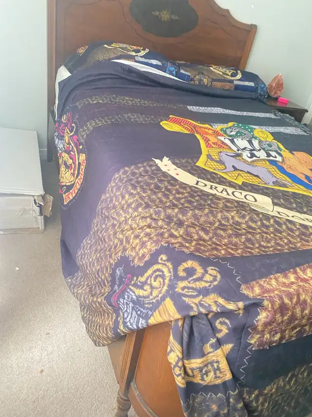 Harry Potter Queen Duvet and pillow shams in Bedding in Ottawa - Image 4