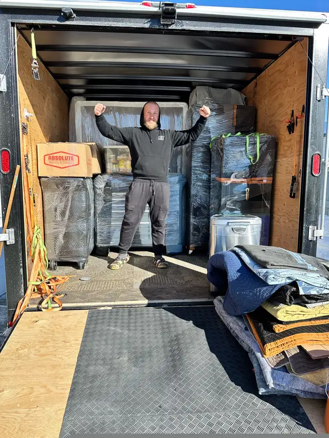 109/h❤️Two Professional Movers & Truck Calgary /  MOVING CALGARY in Moving & Storage in Calgary - Image 11