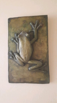Clay Frog wall decor