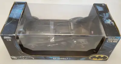 Rare BNIB Sealed Box Mattel Inc. 2004 Release G3665-0910 1:18 Diecast Hot Wheels Heritage 1989 Batmo...