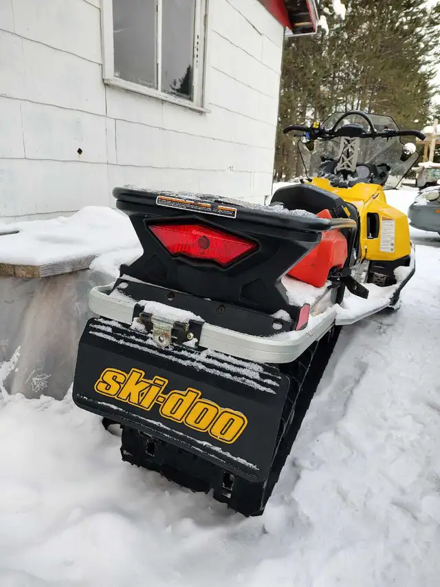 Motoneige Tundra 2014 LT 550 Fan in Snowmobiles in Shawinigan - Image 5