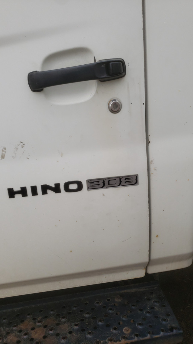 For Sale: 2005 HINO 308 Diesel Work Truck in Cars & Trucks in Edmonton - Image 2