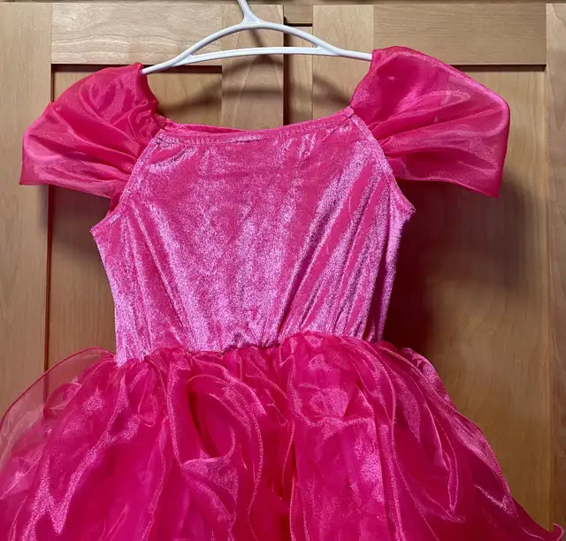 child’s costume dress in Kids & Youth in Dartmouth - Image 5