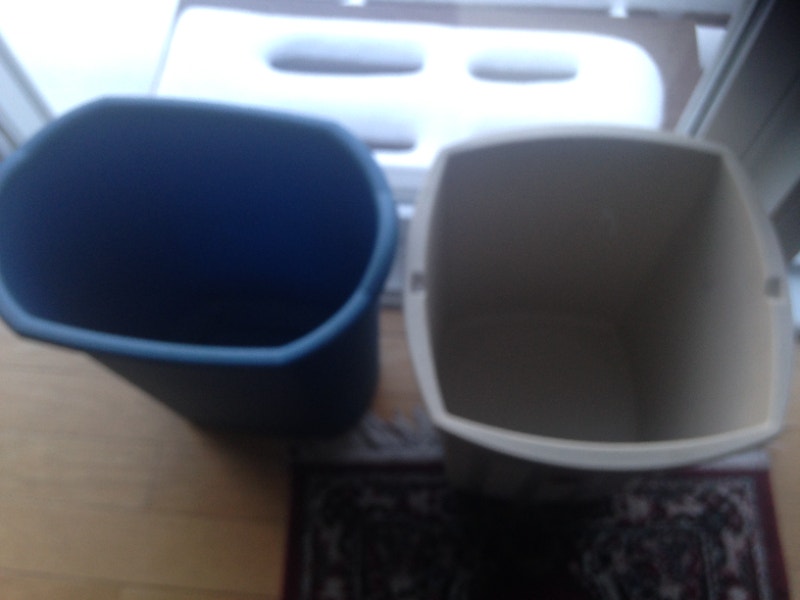 WASTE/RECYCLE BINS Storage Containers Ottawa Kijiji