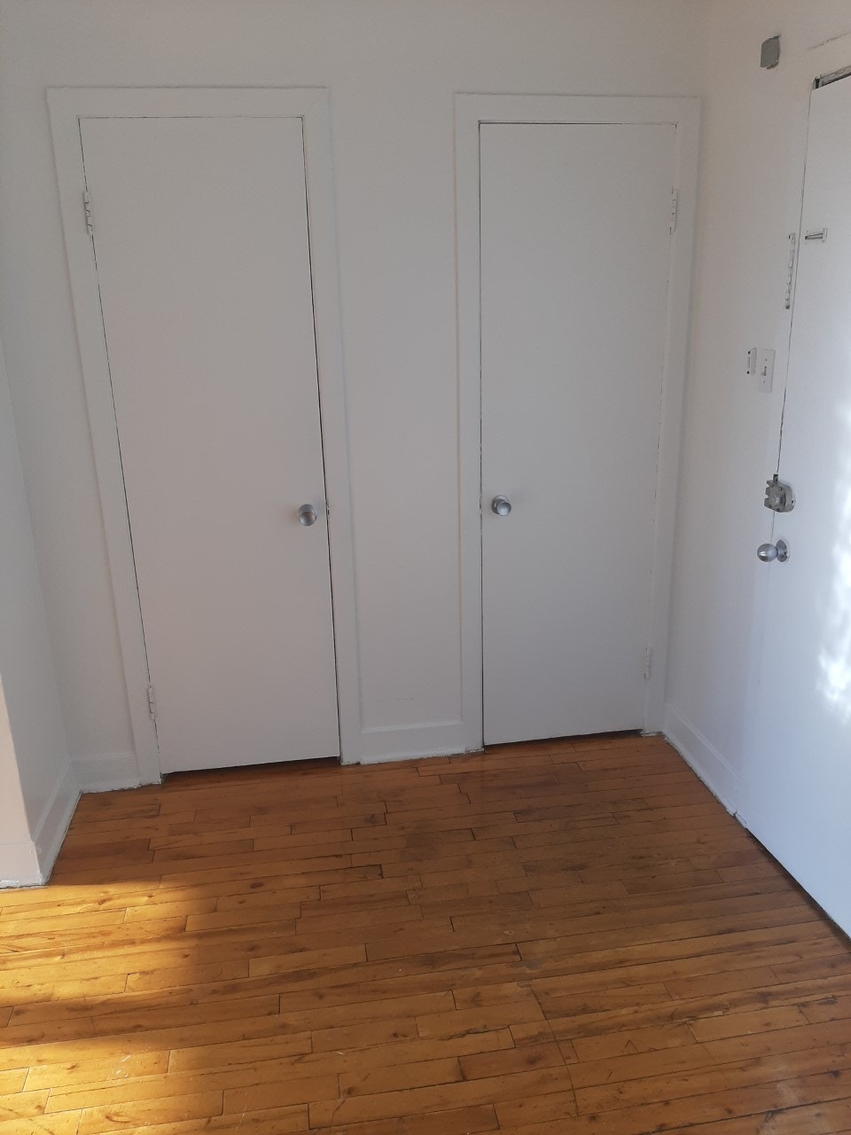 Lasalle Grand 4 ½ disponible pour maintenant ou septembre. — photo 3