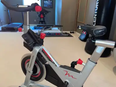 MINT CONDITION FREEMOTION S 11.9 SPINCYCLE FOR SALE, View more