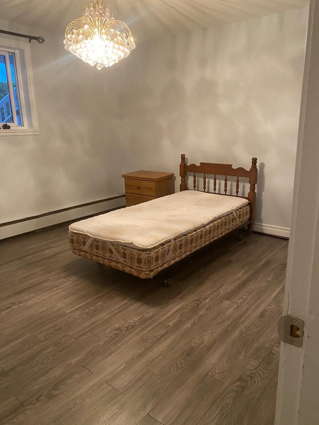 une chambre prive meubler a louer dans un 5 1/2 — photo 2