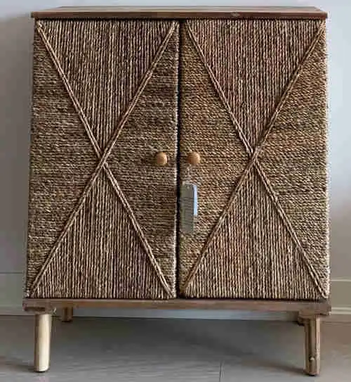 rattan side board buffet cupboard in Hutches & Display Cabinets in City of Toronto - Image 2