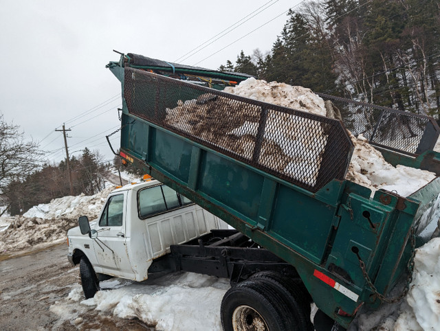 1989 1 ton dump truck in Heavy Trucks in Cape Breton