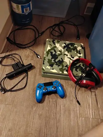 Sony Playstation 4 (with camera), View more