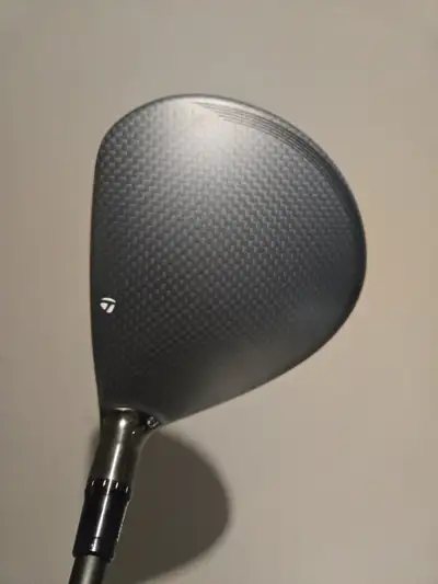 Taylormade Qi35 3 wood stiff RH. Great Condition, View more