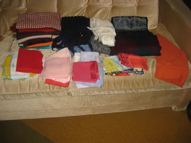 VÊTEMENTS POUR ENFANTS ET ADOLESCENTS in Kids & Youth in Laval / North Shore - Image 11