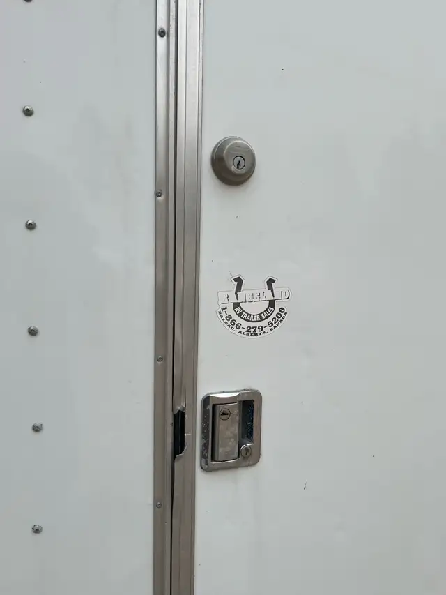 6x12 Enclosed Trailer in Cargo & Utility Trailers in Cranbrook - Image 7