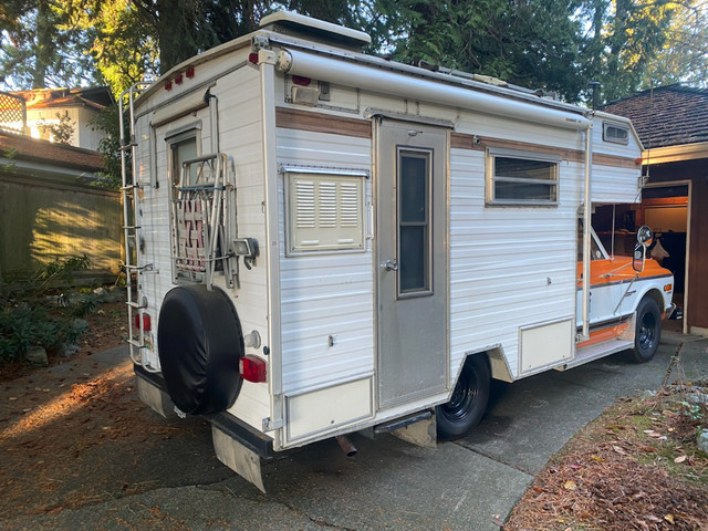 1972 C20 Camper in Travel Trailers & Campers in Burnaby/New Westminster - Image 2