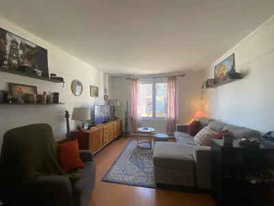 Coup de coeur assuré, 4½ avec balcon et locker, Jonquière Rue Mathias / Boul. du Royaume 1 250 $/moi...