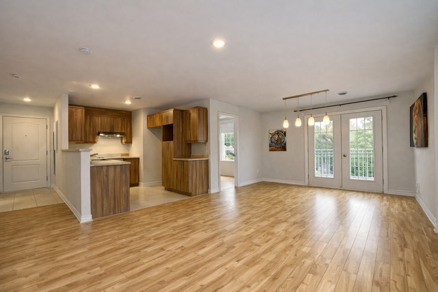Condo 4 1/2, année 2013 - Laurentides - Ste-Agathe-des-Monts — photo 1