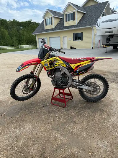 I'm selling my 2019 Honda 450R, a high-performance motocross bike in good used condition. This bike...