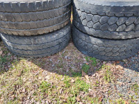 425 65 r22.5 truck tires