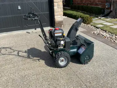 Briggs and Stratton model 1695739, Craftsman 24" Dual Stage Snow Thrower I'm selling my used Craftsm...