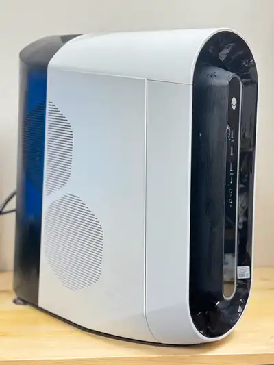 Specs: CPU- i7-10700KF RAM- 64GB DDR4 3200Mhz SSD- 1TB NVME M.2 GPU- RTX 3080 10GB GDDR6 will run ba...