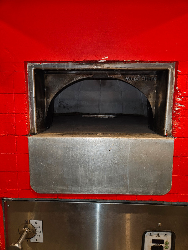 Pizza Oven for sale in Other Business & Industrial in City of Toronto - Image 4