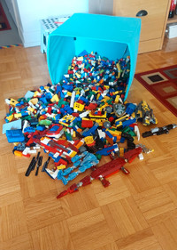 15 Ib of Legos - sell as one lot