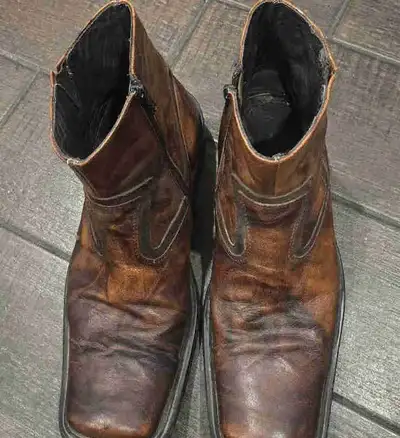 Winter  shoe  fore man, View more