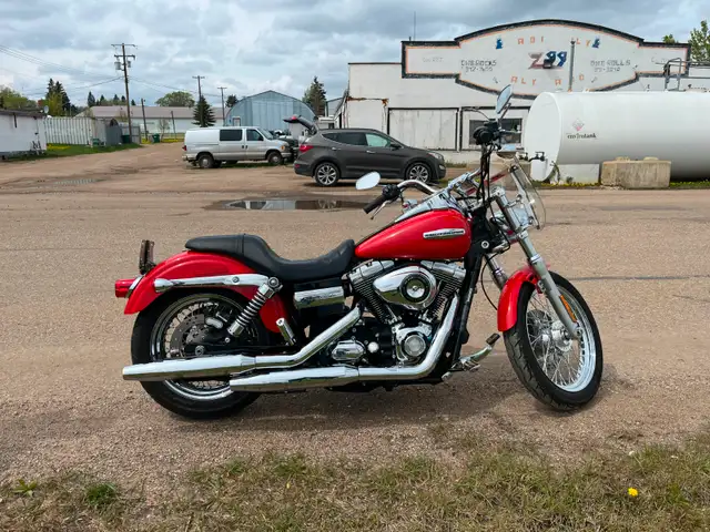 2010 Harley Davidson FXDC Dyna Super Glide Custom in Street, Cruisers & Choppers in Red Deer - Image 6