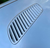 Sierra Sapphire Cosworth OEM hood vents in Yellow