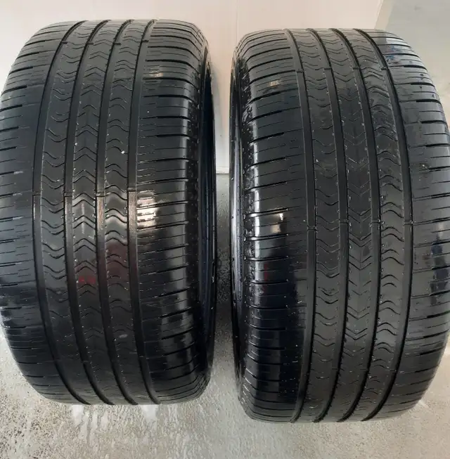 285 /40 R20 Goodyear Eagle Sport all season pair 65% tread left in Tires & Rims in Hamilton - Image 2