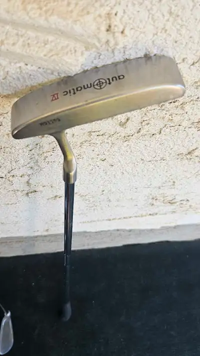 automatic IV custom Lamkin Putter, View more
