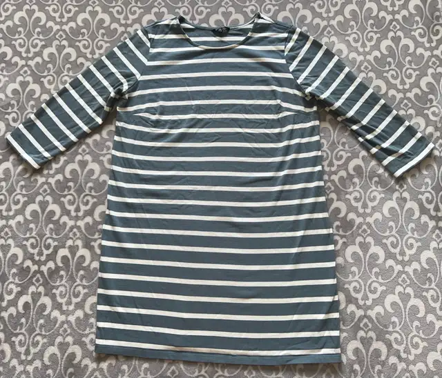 George Women’s Blue & White Striped Long Sleeve Top in Women's - Tops & Outerwear in Oshawa / Durham Region - Image 2