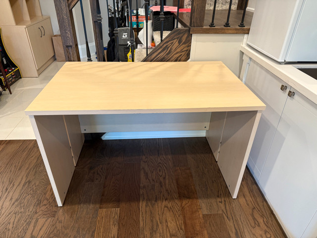 Beautiful Desk and optional bookcase in Desks in City of Toronto
