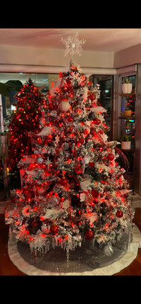 Vickerman Artificial Christmas Tree