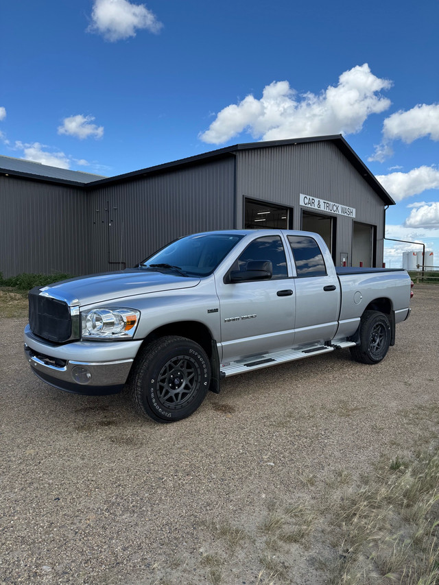 61,500 KM 2007 Ram 1500 in Cars & Trucks in Edmonton